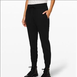 Lululemon warm down joggers ||